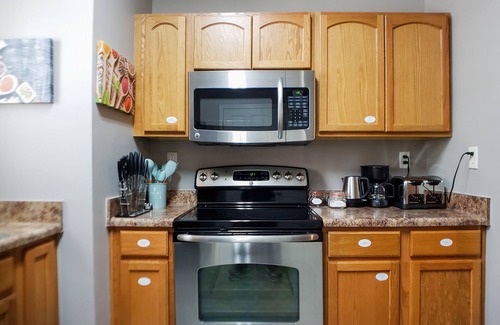 Uptown House | Rare Home w/Garage Downtown Memphis King Bed WiFi
