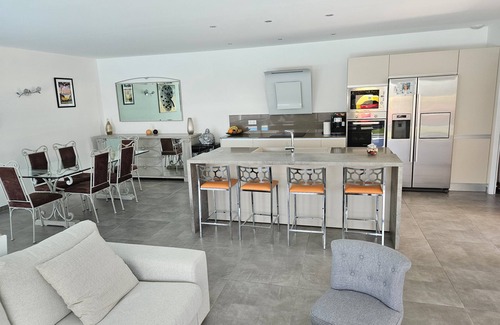 La Crau Villa | RARE PEARL NEAR THE BEACHES BETWEEN HYERES AND TOULON