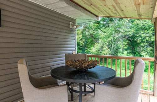 Keene House | Rare scenic KY River home with private boat ramp