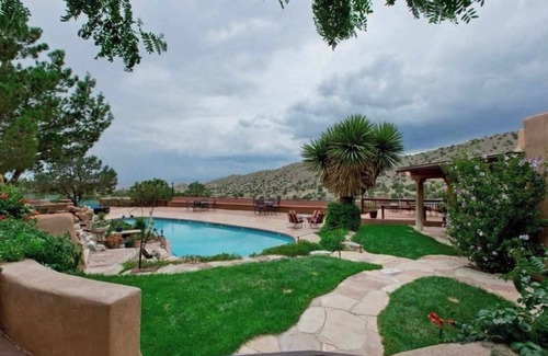 Placitas House | Rare Spanish Honeymoon Suite