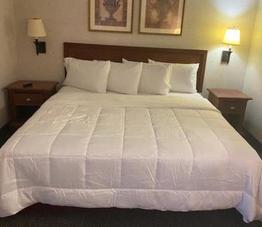Keasbey Hotel | Raritan Hotel