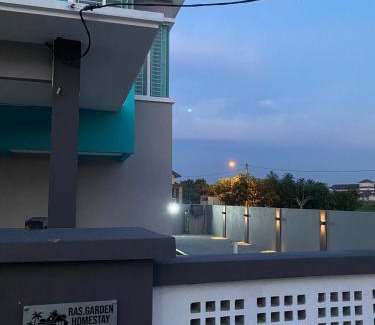 Rambai House | Ras Garden Homestay