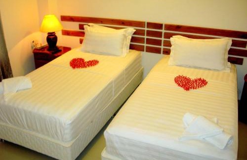 Rasdhoo House | Ras Rana Lodge