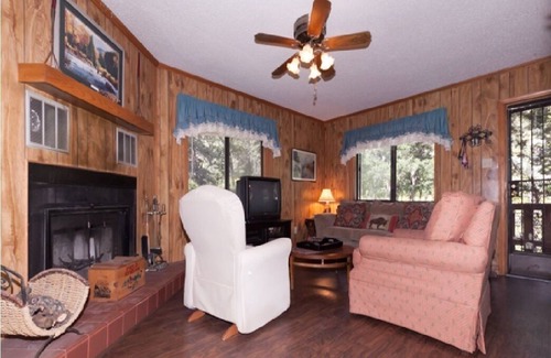 Cloudcroft Cabin | Rascal's Lodge