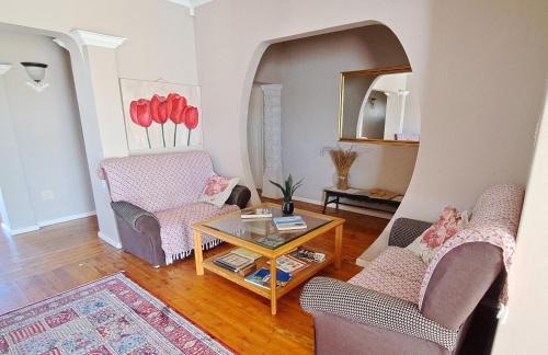 Lambert's Bay House | Raston Guest House