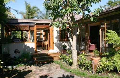 Devonport House | Rata Cottage of Cheltenham