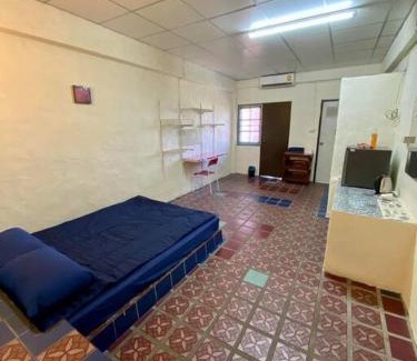Bang Phlat Apartment | Ratanawong Place 406