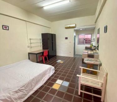 Bang Phlat Apartment | Ratanawong Place 507