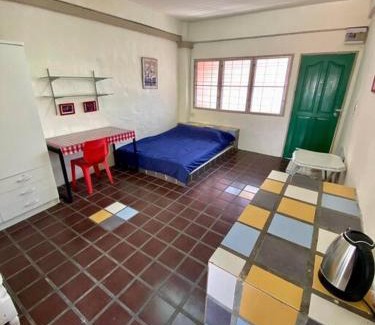 Bang Phlat Apartment | Ratanawong Place 520