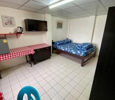 Bang Phlat Apartment | Ratanawong Place 560