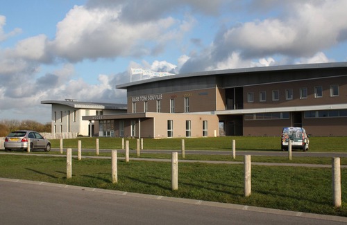 Calais House | Rated 3-star Meublé Tourisme near the center.