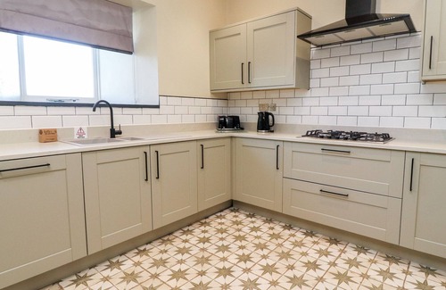 Fourstones Near Bentham Cottage | RATHMELL, pet friendly, with pool in Long Preston