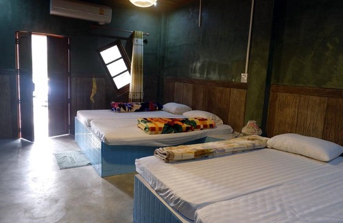 Mae Fa Luang Hotel | Rattikanchana Resort