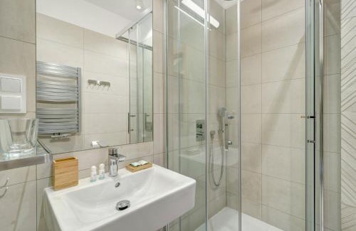 Oliwa Bed & Breakfast | Ratusz B&B