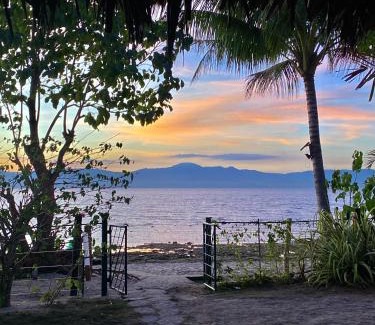 Moalboal Resort | Ravenala Beach Bungalows