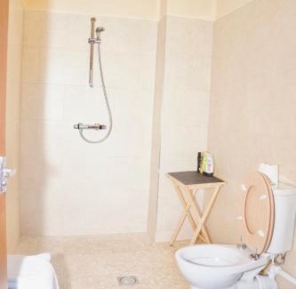 Marsh Lane Bed & Breakfast | Ravencar Farm B&B