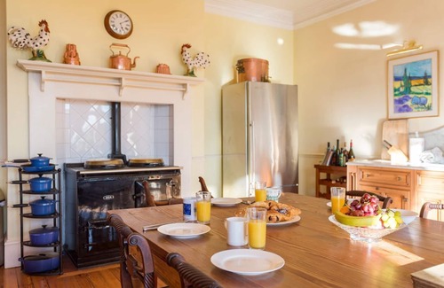 Etchingham Villa | Ravenclaw Hall - Seven Bedroom Villa, Sleeps 13