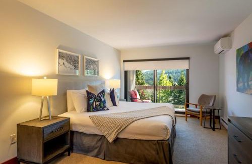 Blueberry Hill Apartment | Ravencrest 309 by Outpost Whistler