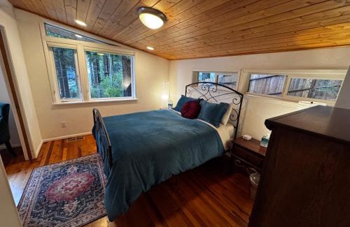 Jacoby Creek Apartment | Ravens Nest Tranquil Forest Suite 5 min to Downtown Arcata with Stunning Redwood Views