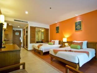 Na Chom Thian Resort | Ravindra Beach Resort & Spa - SHA Extra Plus
