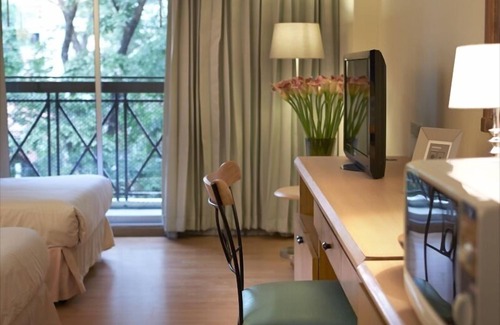 Lat Yao Hotel | Ravipha Residences