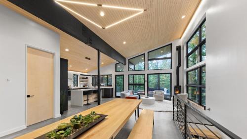 Government Camp House | RAVN HAÜS - Oregon's Premier Alpine Retreat