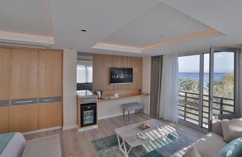 Edremit Hotel | Rawda Resort Hotel Altinoluk