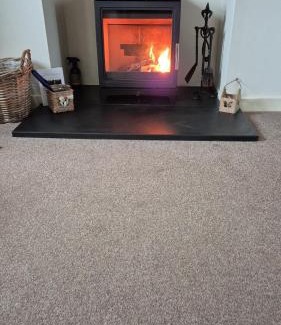 Damnaglaur House | RAWSON COTTAGE LOVELY 2 BEDROOM SEMI RURAL