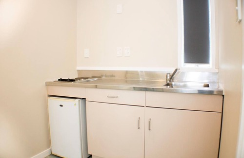 Manukau City Hotel | Rayland Motel