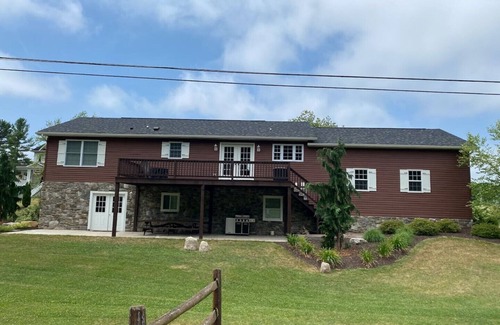 Cassville House | Raystown’s Rustic Homestead