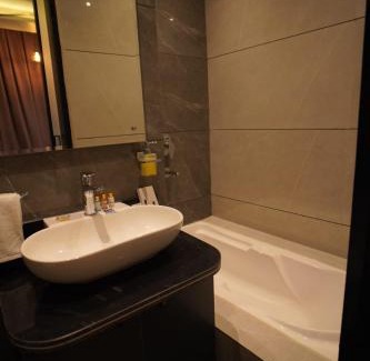 Rohtak Hotel | Razido Suites