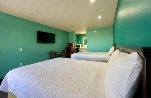 Rogers Hotel | Razorback Inn