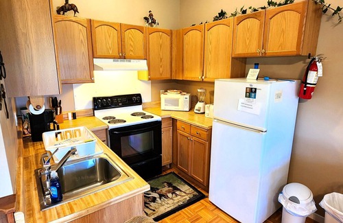 Stanley Cabin | RB Cowboy Cabin | 0 Bed, 1 Bath