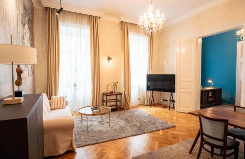 Erzsebetvaros Apartment | RB64 - Classy & Spacious Home near Villa District