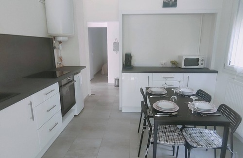 Nyons Villa | Rdc de villa en Drôme Provençale avec piscine privative et entrée indépendante