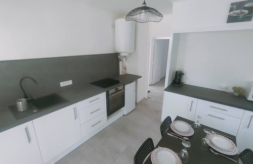 Nyons Villa | Rdc de villa en Drôme Provençale avec piscine privative et entrée indépendante