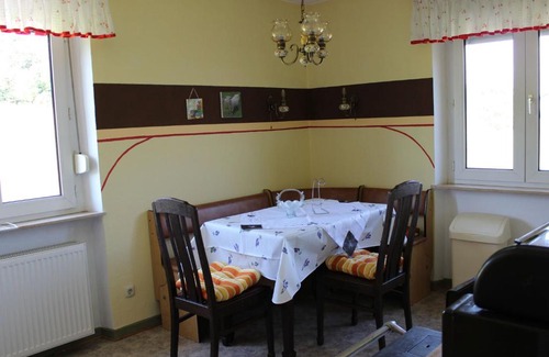 Hallschlag Apartment | Re-kreation