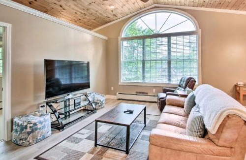 Readfield House | Readfield Retreat with Lake Maranacook Views!