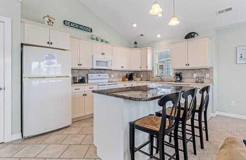 Corolla House | Real Escape - Private Pool & Hot Tub, Perfect Family Beach Vacation