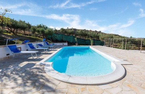 Realmonte Villa | Realmonte Pool Apartment Stay