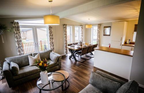 Wesham Cabin | Ream Hills Holiday Park