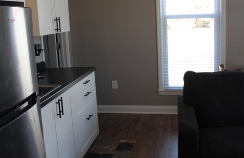 Pleasant Hill House | Rebecca's Retreat on Katy Trail in beautiful downtown Pleasant Hill MO