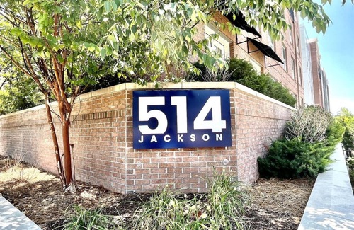 University House | Rebel Derby - Walk to Campus & The Square