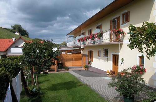 Gruisla Bed & Breakfast | Rebenzimmer - ab 3 Nächten - Winzerhof Klöckl