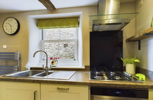 Tideswell Cottage | REBETHNAL COTTAGE, pet friendly, with open fire in Tideswell