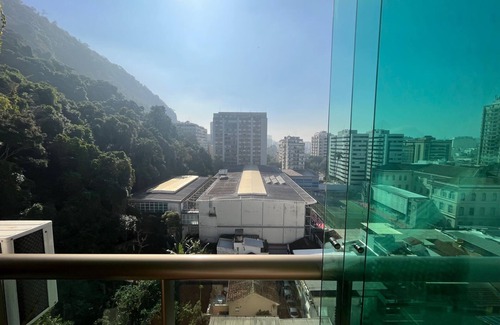 Zona Sul Apartment | Recanto de Botafogo, entire apartment space in Rio de Janeiro.