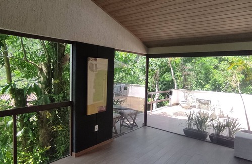 Engenho do Mato Cottage | Recanto Darwin, spacious, fresh and equipped, with swimming pool, in the State Park.