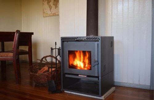 Merlot House | Recanto Nonna Lourdes, Casa no Vale dos Vinhedos com Café da Manhã Colonial Incluso