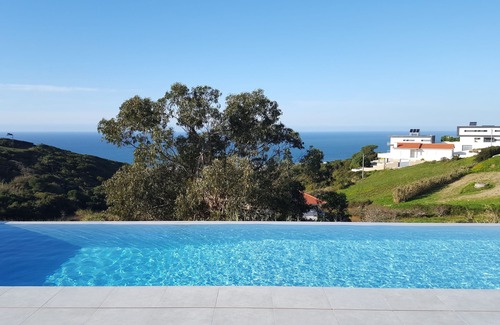 Famalicao Villa | Recent modern villa (8 people) with sea view and private swimming pool, near Nazaré