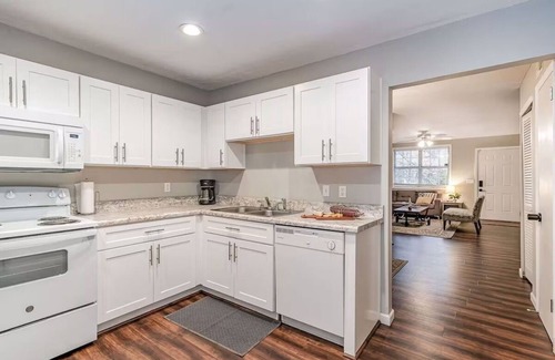 Nashville Condo | Recently Remodeled - Minutes from Downtown & BNA